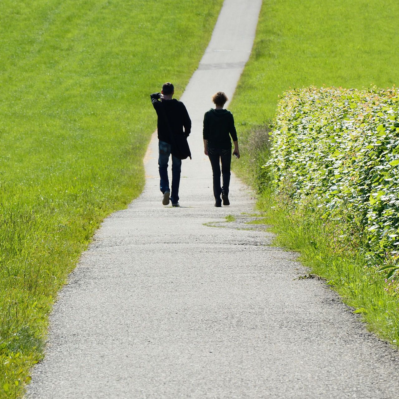spazieren gehen kennenlernen christliche dating seite schweiz
